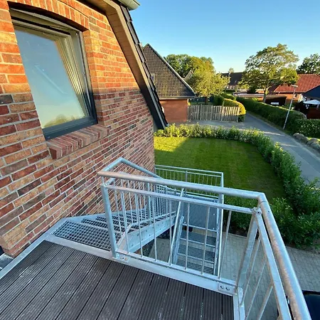 Kuestenbutze Im Modernen Style Mit Balkon *